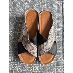 Sheridan Mia Wedge Sandals Womens 40 Grey Black Snakeskin Leather Slide Mules